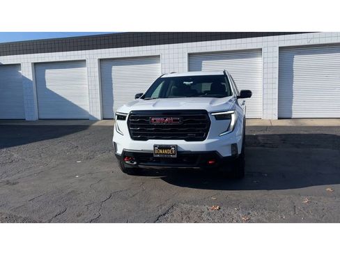 New 2026 GMC Acadia AT4 w/ Luxury Package image 6