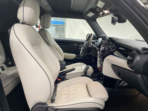 Certified 2023 MINI Cooper S image 30