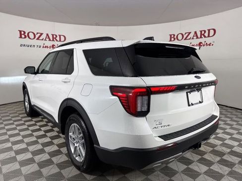 New 2025 Ford Explorer Active w/ Active Comfort Package image 6
