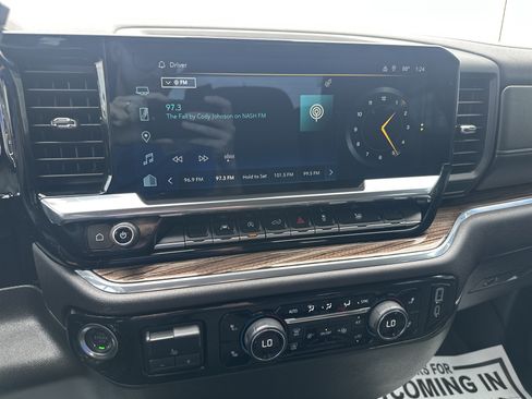 Used 2024 Chevrolet Silverado 1500 RST w/ LPO, Dark Essentials Package AWD/4WD image 18