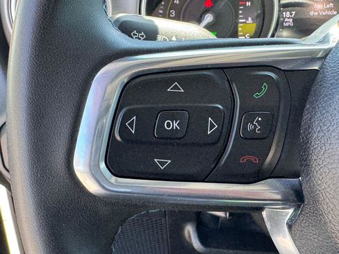 Used 2023 Jeep Wrangler Unlimited Rubicon 4xe AWD/4WD image 28