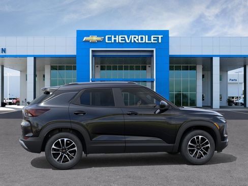 New 2026 Chevrolet TrailBlazer LT w/ Convenience Package FWD image 5