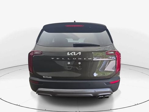 Used 2022 Kia Telluride SX FWD image 7