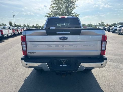 Used 2022 Ford F350 XLT w/ XLT Premium Package AWD/4WD image 5