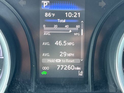 Certified 2021 Toyota Camry LE FWD image 24