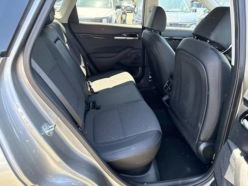 Used 2025 Kia Seltos S FWD image 11