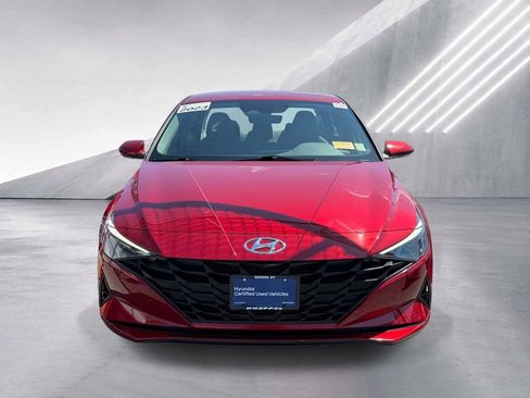 Certified 2023 Hyundai Elantra SEL FWD image 2