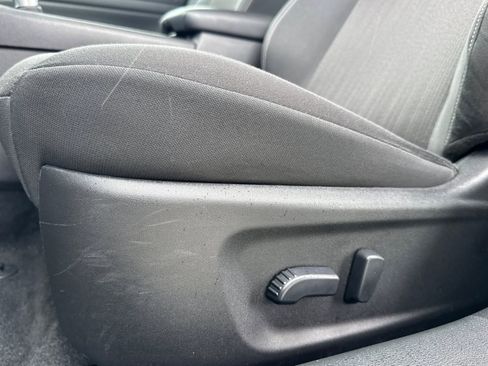 Used 2025 Nissan Altima 2.5 SV image 13