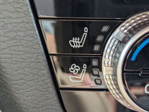 New 2026 Mitsubishi Outlander SEL FWD image 25