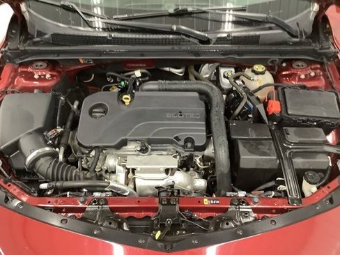 Used 2019 Chevrolet Malibu LT image 18