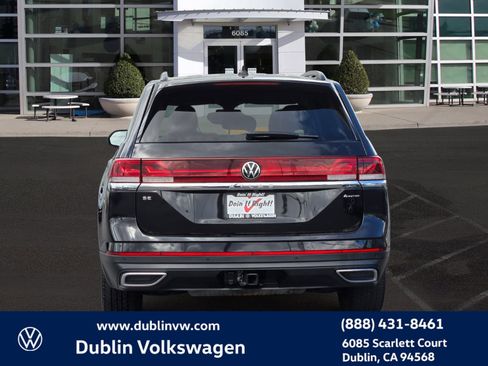 Certified 2024 Volkswagen Atlas SE image 5