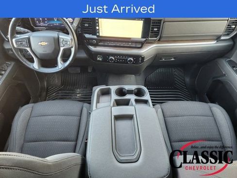 Used 2022 Chevrolet Silverado 1500 LT image 37