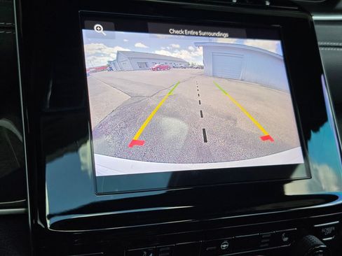 Certified 2022 Jeep Grand Cherokee Altitude AWD/4WD image 3