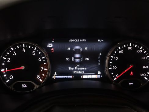 Used 2022 Jeep Renegade Altitude AWD/4WD image 30