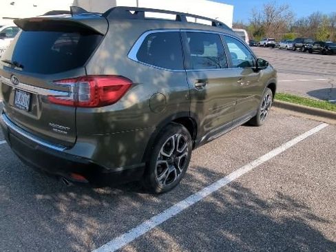 Used 2025 Subaru Ascent Limited AWD/4WD image 12