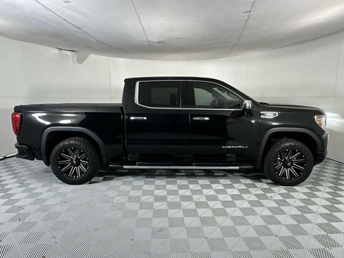 Used 2021 GMC Sierra 1500 Denali w/ Technology Package AWD/4WD image 9