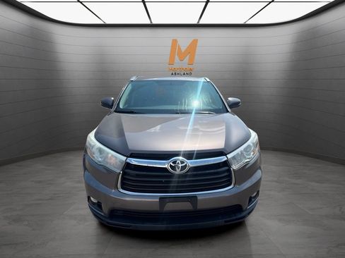 Used 2015 Toyota Highlander XLE AWD/4WD image 8
