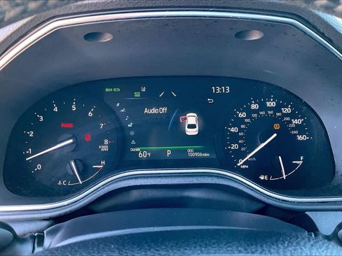 Used 2022 Toyota Avalon XLE image 24