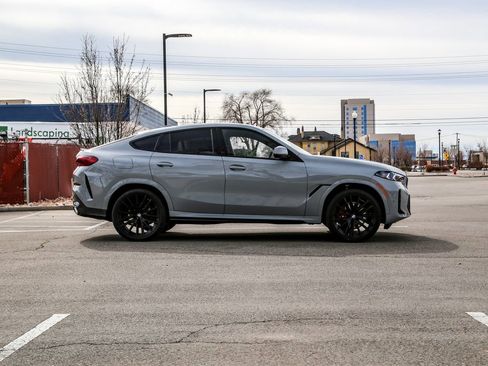New 2026 BMW X6 xDrive40i w/ Executive Package image 6
