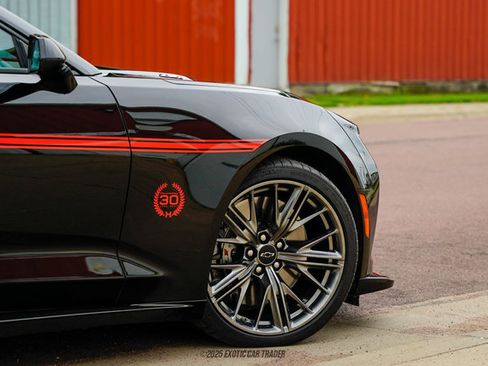 Used 2022 Chevrolet Camaro ZL1 RWD image 41