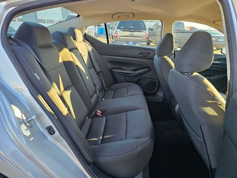 Used 2023 Nissan Altima 2.5 SV image 17