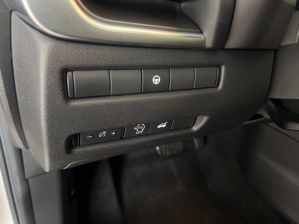 Certified 2023 Nissan Rogue SV w/ SV Premium B Package AWD/4WD image 50