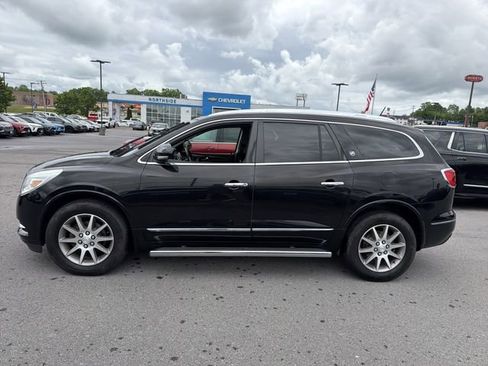 Used 2017 Buick Enclave Leather AWD/4WD image 10
