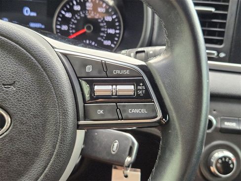 Used 2021 Kia Sportage S image 26