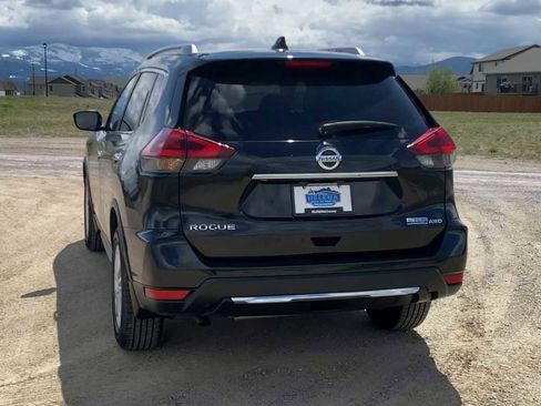 Used 2020 Nissan Rogue S w/ Special Edition Package AWD/4WD image 7