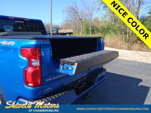 Used 2023 Chevrolet Silverado 1500 RST image 10