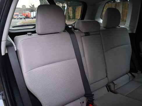 Used 2018 Subaru Forester 2.5i Premium image 31