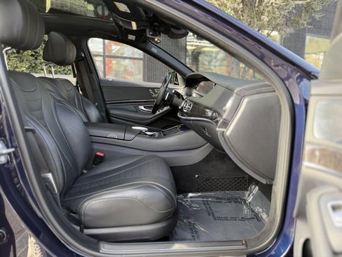 Used 2020 Mercedes-Benz S 560 Sedan image 33