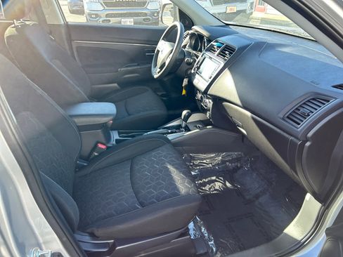 Used 2024 Mitsubishi Outlander Sport ES image 24