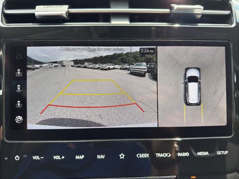 Certified 2023 Hyundai Tucson Limited AWD/4WD image 23