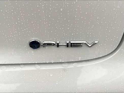 New 2026 Toyota Prius Plug-In Hybrid image 15