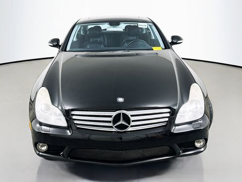 Used 2006 Mercedes-Benz CLS 500 image 2