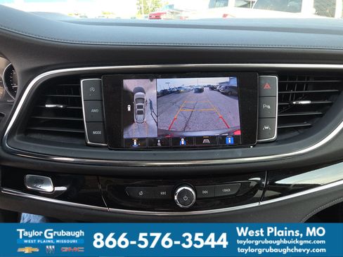 Certified 2022 Buick Enclave Avenir w/ Avenir Technology Package AWD/4WD image 11