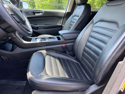 Certified 2024 Ford Edge SEL w/ Convenience Package AWD/4WD image 12
