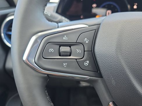 New 2026 Chevrolet Trax LT w/ Driver Confidence Package FWD image 19