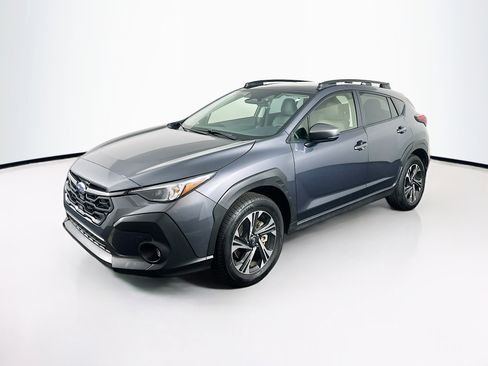 Used 2024 Subaru Crosstrek 2.0i Premium image 3