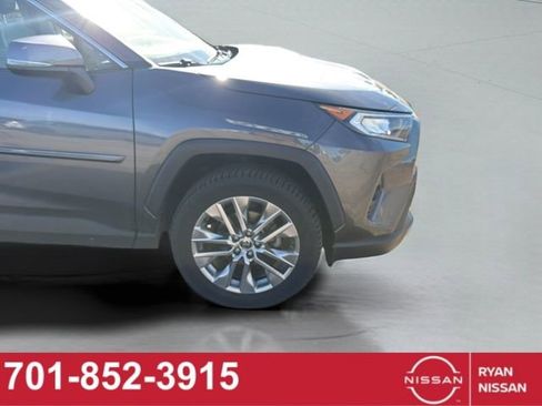 Used 2020 Toyota RAV4 Limited AWD/4WD image 31