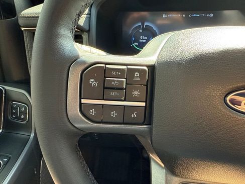 Used 2025 Ford F150 Lightning Lariat AWD/4WD image 27