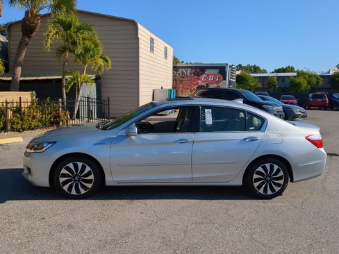 Used 2014 Honda Accord EX-L image 9