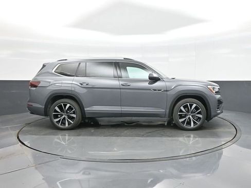 New 2026 Volkswagen Atlas SEL Premium R-Line AWD/4WD image 8