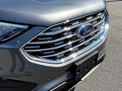 Used 2024 Ford Edge Titanium image 34