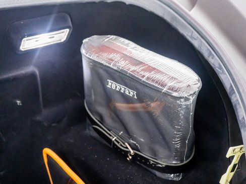 Used 2022 Ferrari F8 Tributo image 40