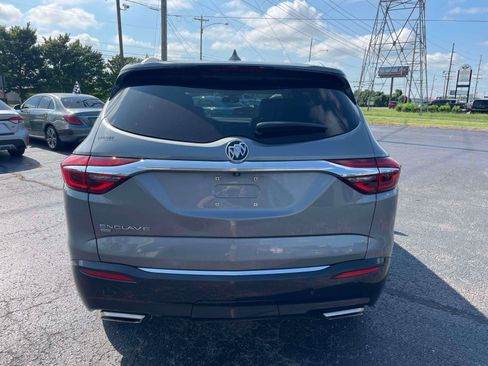 Used 2020 Buick Enclave Essence w/ Sound and Sites Package AWD/4WD image 6