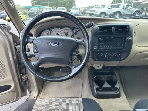 Used 2003 Ford Ranger XLT RWD image 13