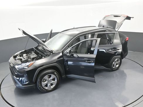Used 2024 Toyota RAV4 XLE image 66
