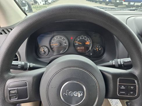 Used 2016 Jeep Compass Sport w/ Power Value Group FWD image 21